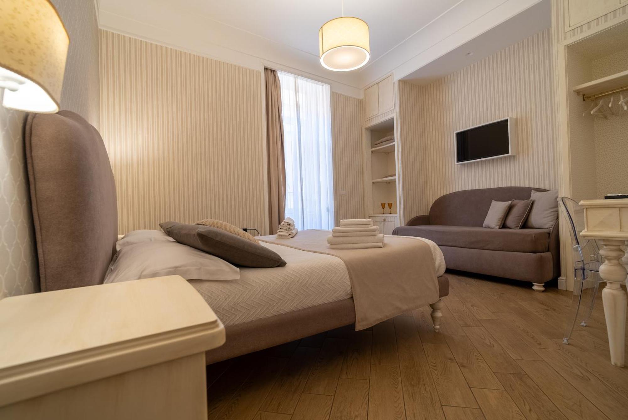 Hotel Florita Napoli Extérieur photo