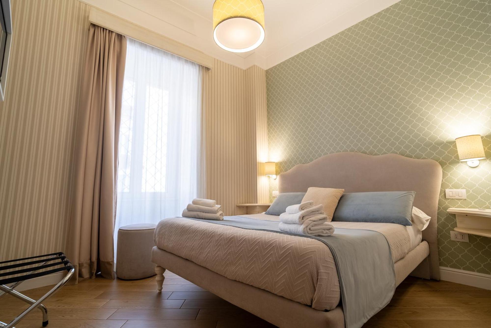 Hotel Florita Napoli Extérieur photo