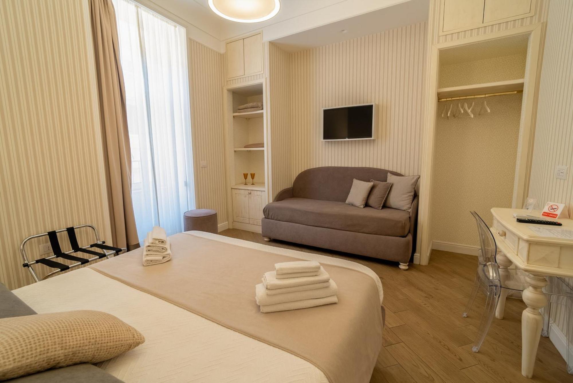 Hotel Florita Napoli Extérieur photo