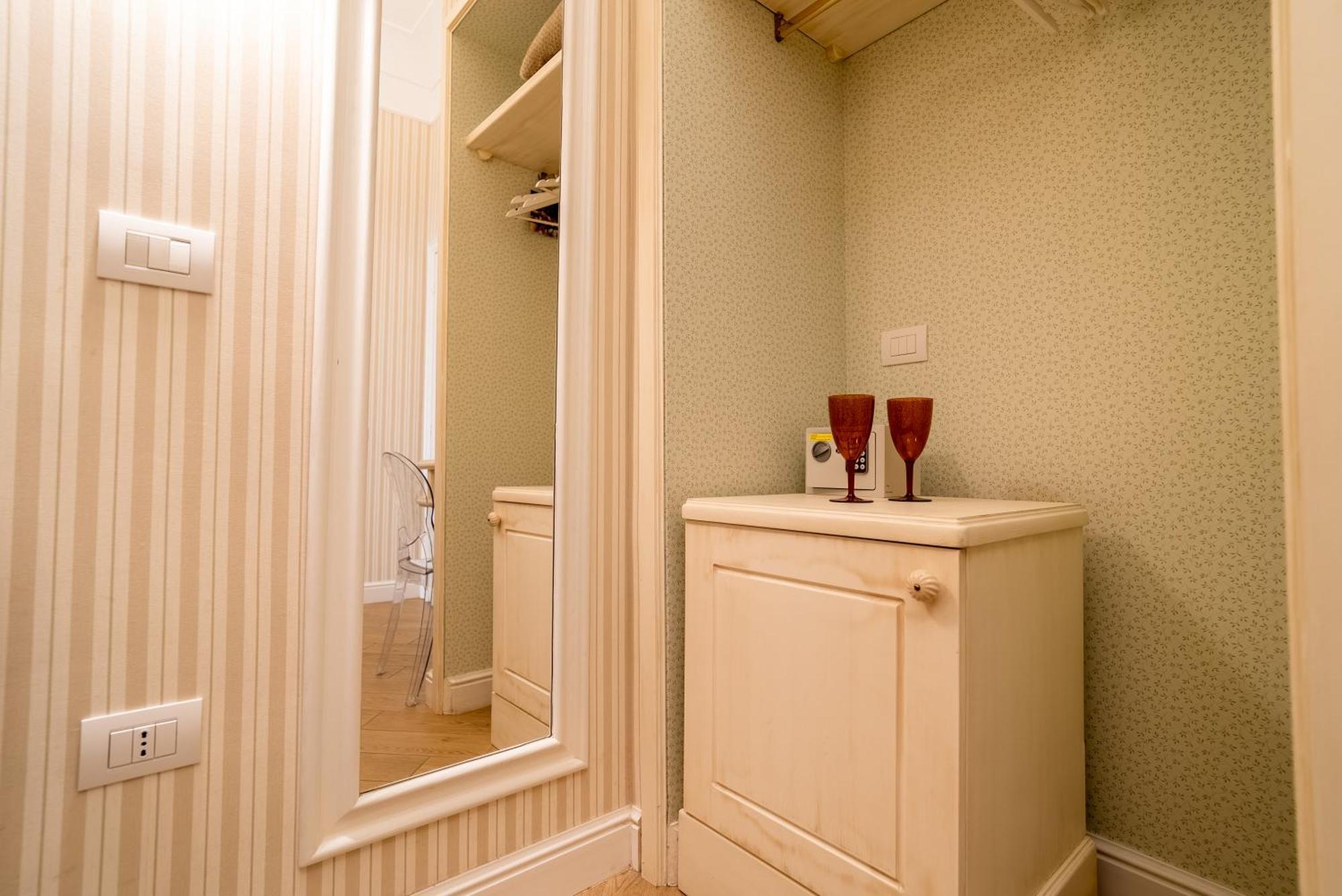 Hotel Florita Napoli Extérieur photo