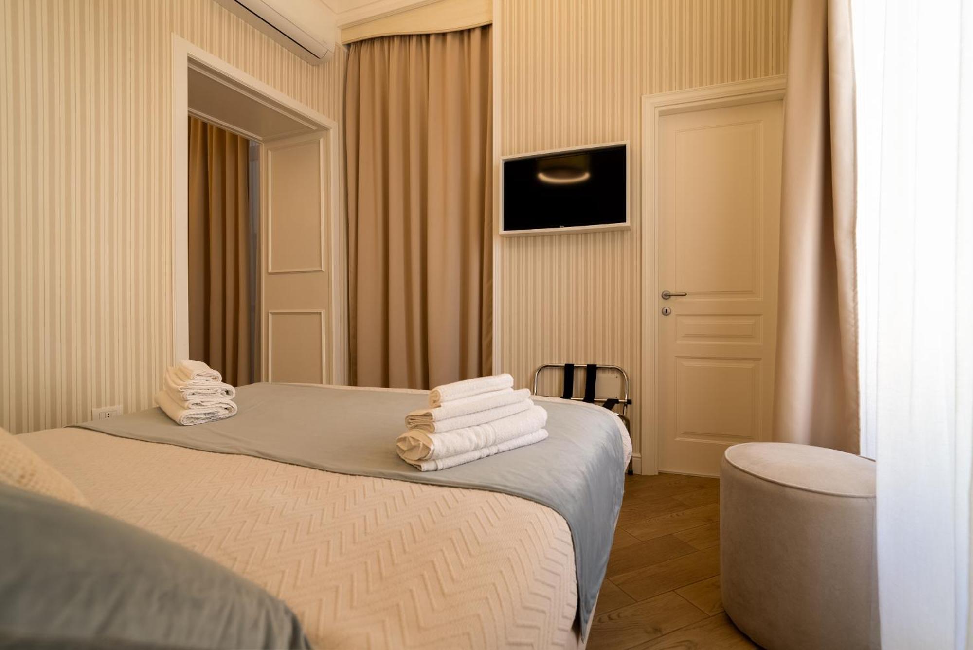 Hotel Florita Napoli Extérieur photo