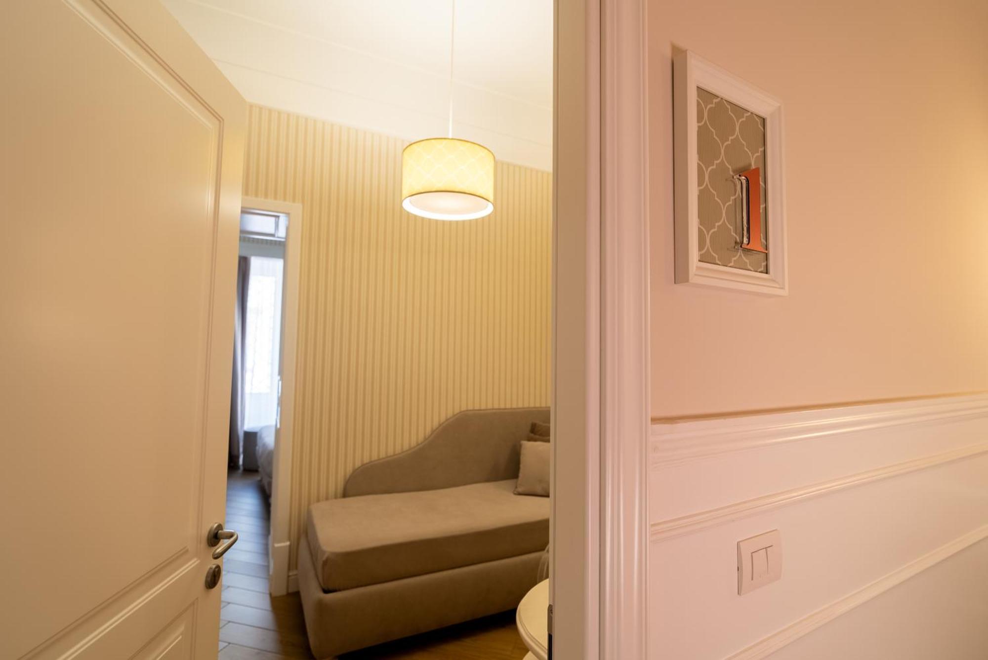 Hotel Florita Napoli Extérieur photo